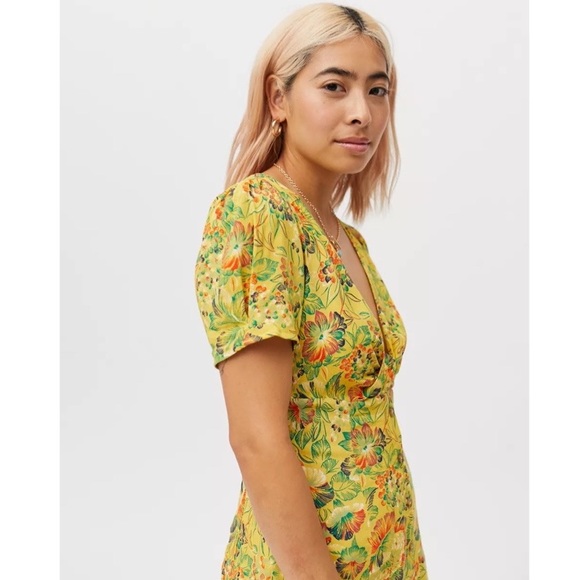 UO Bettie Twist-Front Mini Dress - Picture 3 of 8